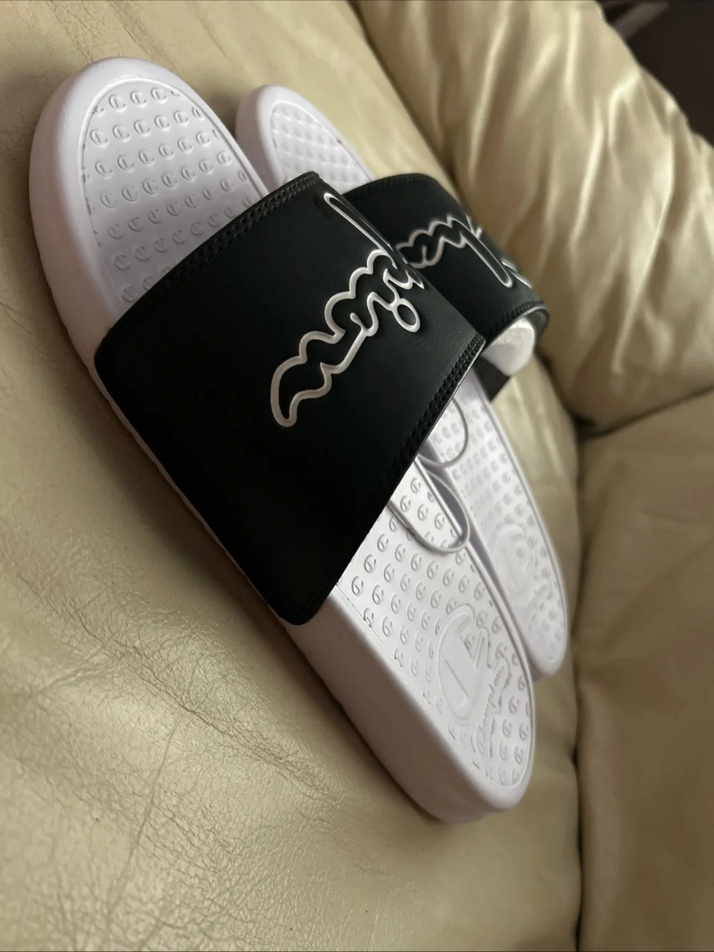 Champion Men’s  Slide Sandals Size 7 White-Black Lightweight Slip-On Style New!